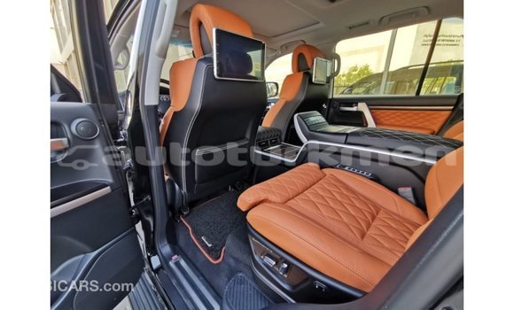 Buy Import Toyota Land Cruiser Black Car in Import - Dubai in Ahal Buy Import Toyota Land Cruiser Black Car in Import - Dubai in Ahal