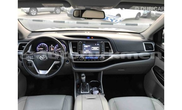 Buy Import Toyota Highlander Other Car in Import - Dubai in Ahal Buy Import Toyota Highlander Other Car in Import - Dubai in Ahal
