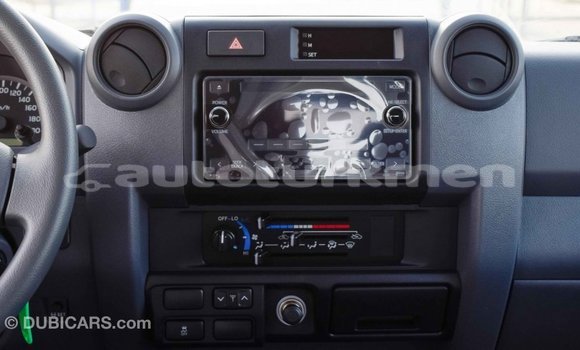 Buy Import Toyota Land Cruiser Beige Car in Import - Dubai in Ahal Buy Import Toyota Land Cruiser Beige Car in Import - Dubai in Ahal