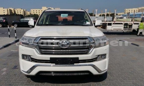 Buy Import Toyota Land Cruiser White Car in Import - Dubai in Ahal Buy Import Toyota Land Cruiser White Car in Import - Dubai in Ahal