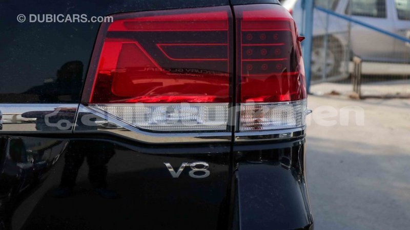 Big with watermark toyota land cruiser ahal import dubai 1296