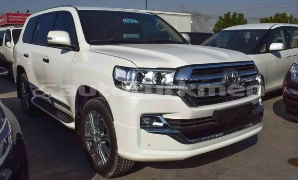 Buy Import Toyota Land Cruiser White Car in Import - Dubai in Ahal Buy Import Toyota Land Cruiser White Car in Import - Dubai in Ahal