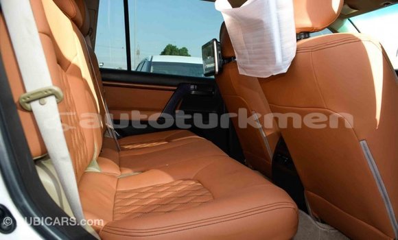 Buy Import Toyota Land Cruiser White Car in Import - Dubai in Ahal Buy Import Toyota Land Cruiser White Car in Import - Dubai in Ahal