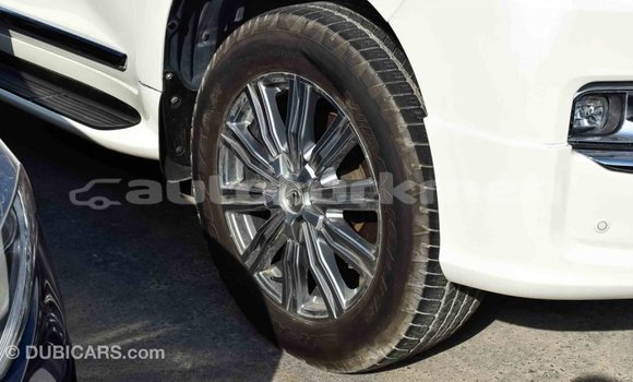 Buy Import Toyota Land Cruiser White Car in Import - Dubai in Ahal Buy Import Toyota Land Cruiser White Car in Import - Dubai in Ahal