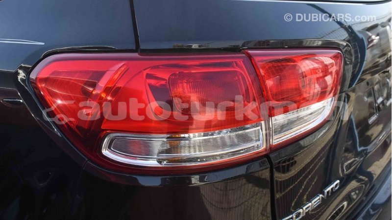 Big with watermark kia sorento ahal import dubai 1310