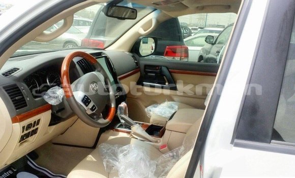 Buy Import Toyota Land Cruiser Other Car in Import - Dubai in Ahal Buy Import Toyota Land Cruiser Other Car in Import - Dubai in Ahal
