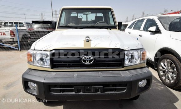 Buy Import Toyota Land Cruiser Beige Car in Import - Dubai in Ahal Buy Import Toyota Land Cruiser Beige Car in Import - Dubai in Ahal