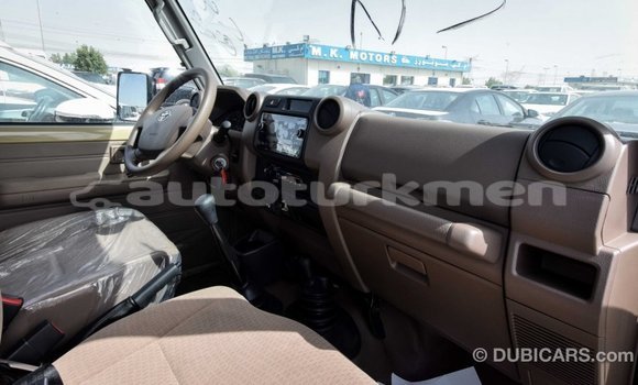 Buy Import Toyota Land Cruiser Beige Car in Import - Dubai in Ahal Buy Import Toyota Land Cruiser Beige Car in Import - Dubai in Ahal