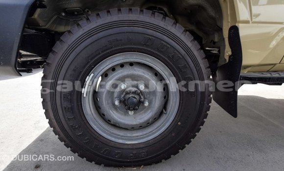 Buy Import Toyota Land Cruiser Beige Car in Import - Dubai in Ahal Buy Import Toyota Land Cruiser Beige Car in Import - Dubai in Ahal