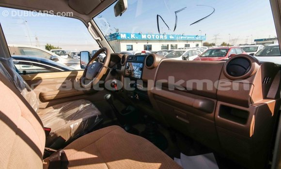 Buy Import Toyota Land Cruiser Beige Car in Import - Dubai in Ahal Buy Import Toyota Land Cruiser Beige Car in Import - Dubai in Ahal