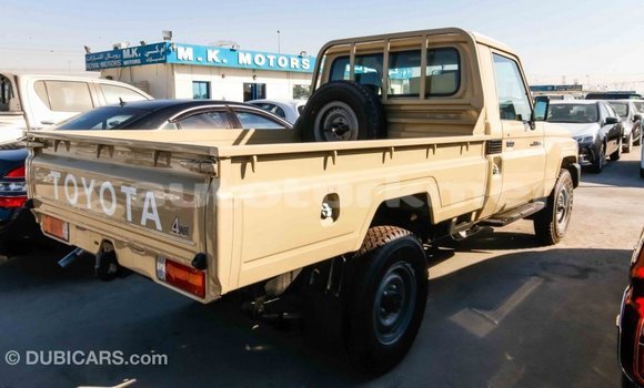 Buy Import Toyota Land Cruiser Beige Car in Import - Dubai in Ahal Buy Import Toyota Land Cruiser Beige Car in Import - Dubai in Ahal