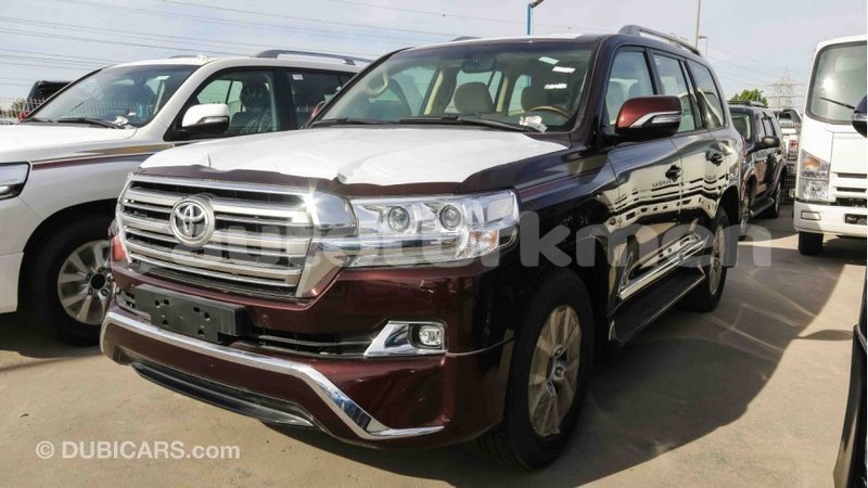 Big with watermark toyota land cruiser ahal import dubai 1328