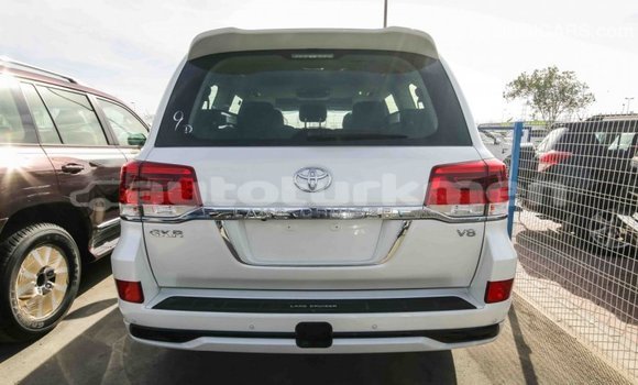 Buy Import Toyota Land Cruiser White Car in Import - Dubai in Ahal Buy Import Toyota Land Cruiser White Car in Import - Dubai in Ahal