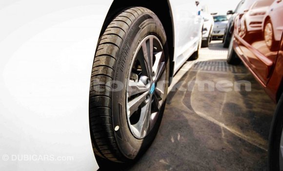 Buy Import Hyundai Elantra White Car in Import - Dubai in Ahal Buy Import Hyundai Elantra White Car in Import - Dubai in Ahal