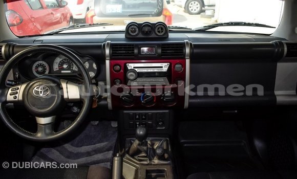 Buy Import Toyota FJ Cruiser Other Car in Import - Dubai in Ahal Buy Import Toyota FJ Cruiser Other Car in Import - Dubai in Ahal