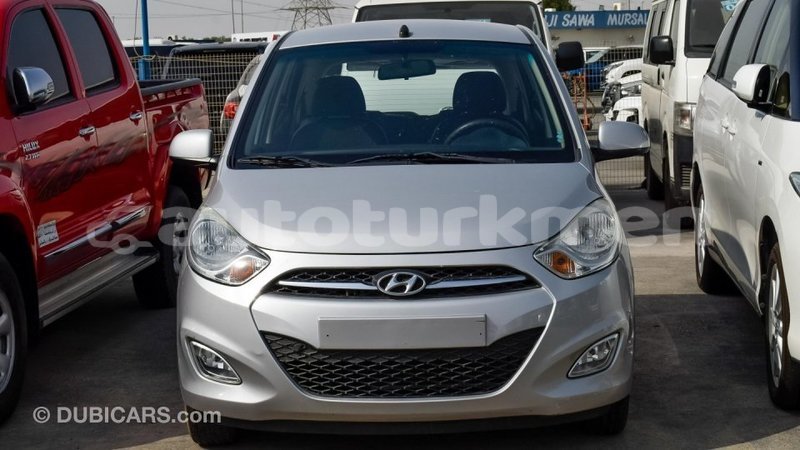 Big with watermark hyundai i10 ahal import dubai 1347
