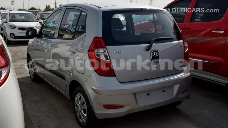 Big with watermark hyundai i10 ahal import dubai 1347