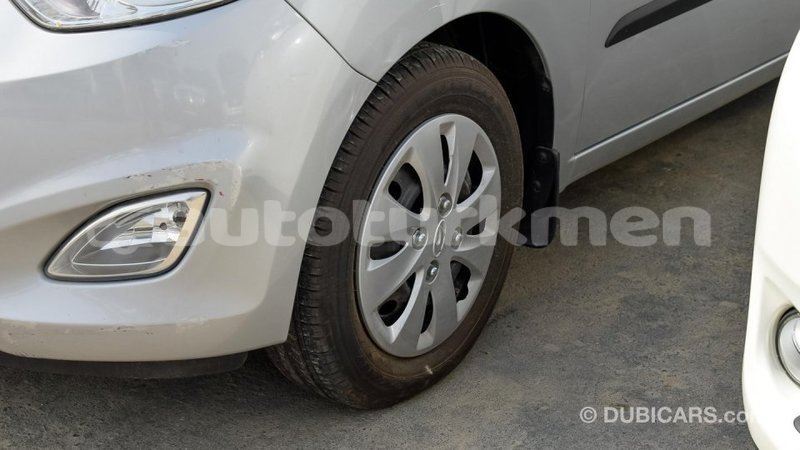 Big with watermark hyundai i10 ahal import dubai 1347