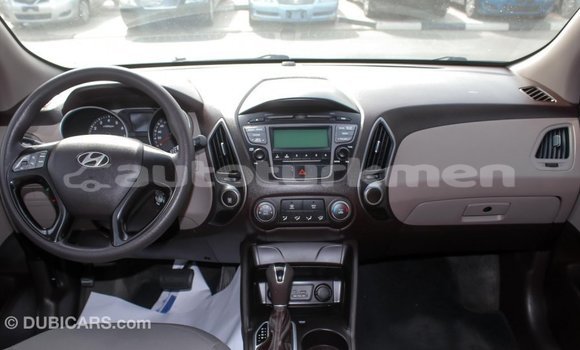 Buy Import Hyundai Tucson Beige Car in Import - Dubai in Ahal Buy Import Hyundai Tucson Beige Car in Import - Dubai in Ahal