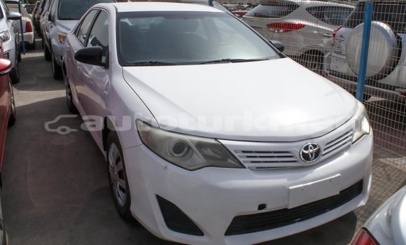Buy Import Toyota Camry White Car in Import - Dubai in Ahal Buy Import Toyota Camry White Car in Import - Dubai in Ahal