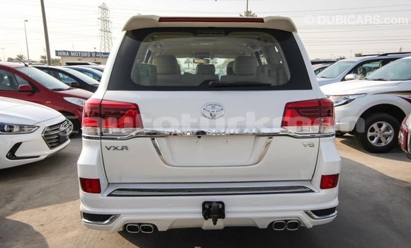 Buy Import Toyota Land Cruiser White Car in Import - Dubai in Ahal Buy Import Toyota Land Cruiser White Car in Import - Dubai in Ahal