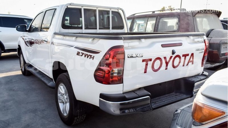 Big with watermark toyota hilux ahal import dubai 1368