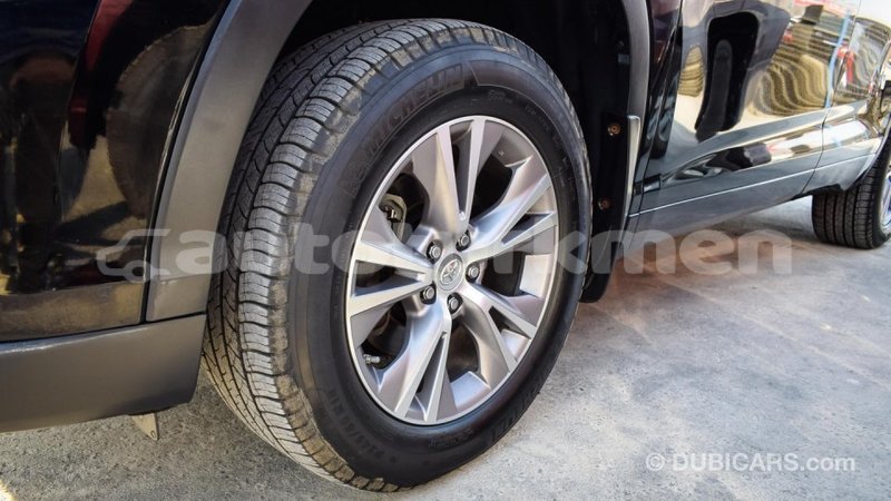 Big with watermark toyota highlander ahal import dubai 1370