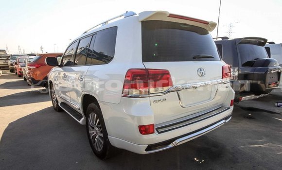 Buy Import Toyota Land Cruiser White Car in Import - Dubai in Ahal Buy Import Toyota Land Cruiser White Car in Import - Dubai in Ahal