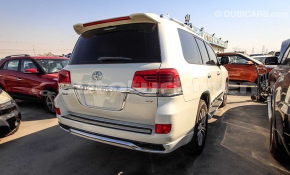 Buy Import Toyota Land Cruiser White Car in Import - Dubai in Ahal Buy Import Toyota Land Cruiser White Car in Import - Dubai in Ahal