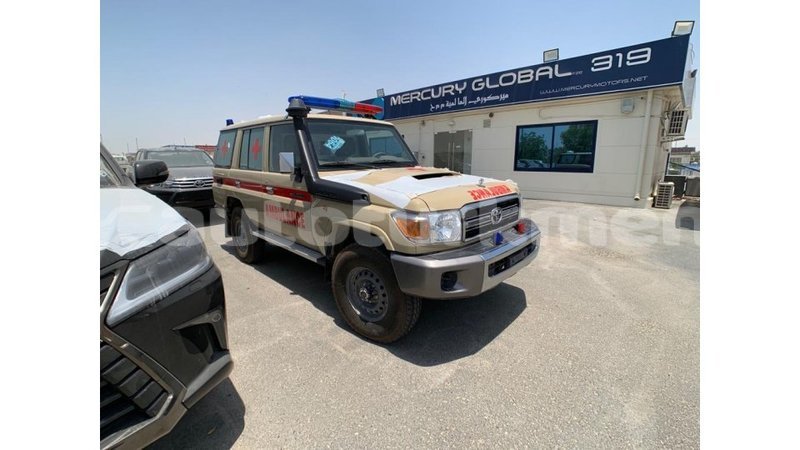 Big with watermark toyota land cruiser ahal import dubai 1386