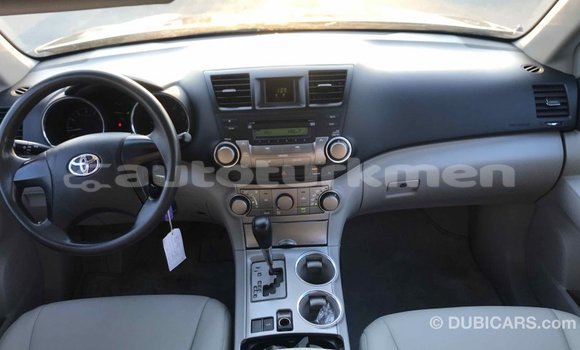 Buy Import Toyota Highlander Other Car in Import - Dubai in Ahal Buy Import Toyota Highlander Other Car in Import - Dubai in Ahal