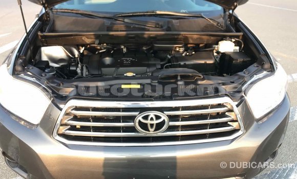 Buy Import Toyota Highlander Other Car in Import - Dubai in Ahal Buy Import Toyota Highlander Other Car in Import - Dubai in Ahal