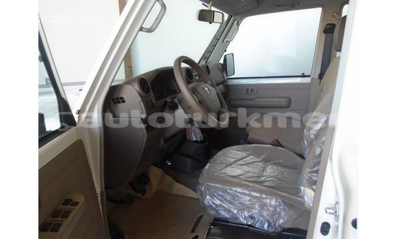 Buy Import Toyota Land Cruiser White Car in Import - Dubai in Ahal Buy Import Toyota Land Cruiser White Car in Import - Dubai in Ahal