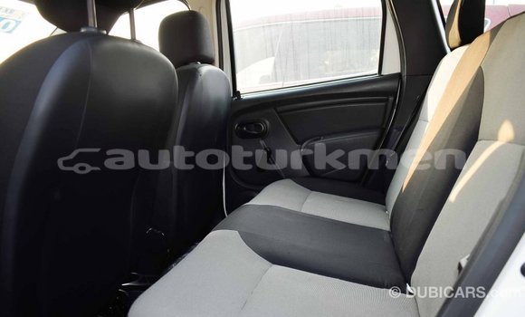Buy Import Renault Duster White Car in Import - Dubai in Ahal Buy Import Renault Duster White Car in Import - Dubai in Ahal