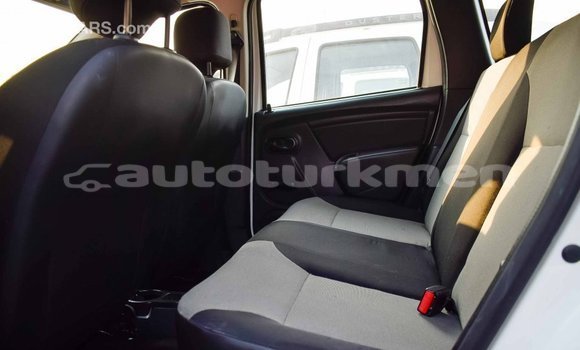 Buy Import Renault Duster White Car in Import - Dubai in Ahal Buy Import Renault Duster White Car in Import - Dubai in Ahal