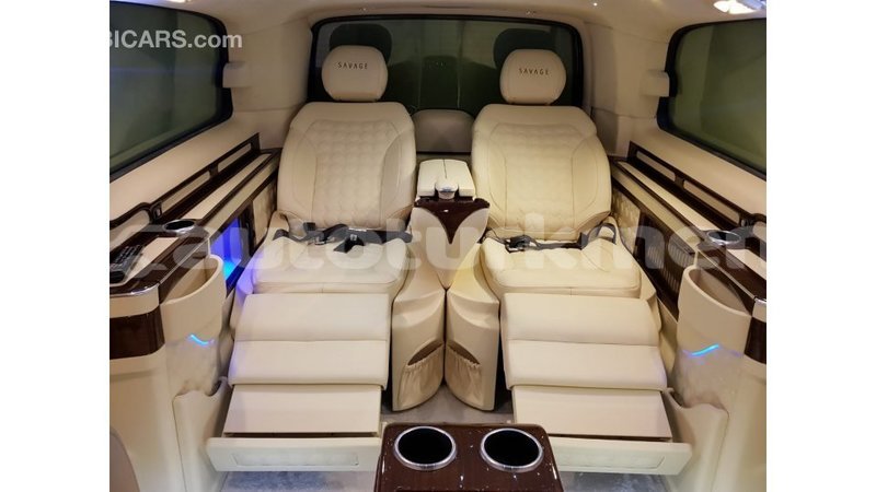 Big with watermark mercedes benz 250 ahal import dubai 1445