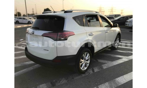 Buy Import Toyota 4Runner White Car in Import - Dubai in Ahal Buy Import Toyota 4Runner White Car in Import - Dubai in Ahal