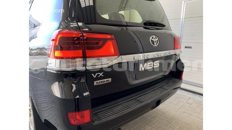 Big with watermark toyota land cruiser ahal import dubai 1456