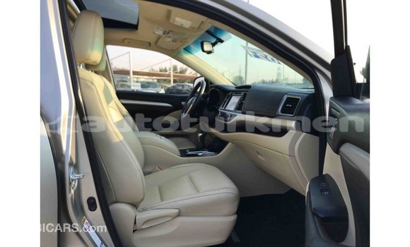 Buy Import Toyota Highlander Other Car in Import - Dubai in Ahal Buy Import Toyota Highlander Other Car in Import - Dubai in Ahal