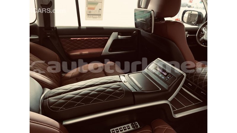 Big with watermark toyota land cruiser ahal import dubai 1463