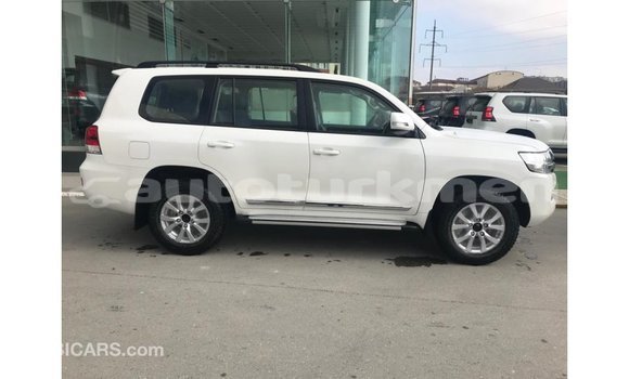 Buy Import Toyota Land Cruiser White Car in Import - Dubai in Ahal Buy Import Toyota Land Cruiser White Car in Import - Dubai in Ahal