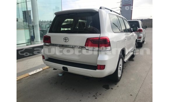 Buy Import Toyota Land Cruiser White Car in Import - Dubai in Ahal Buy Import Toyota Land Cruiser White Car in Import - Dubai in Ahal