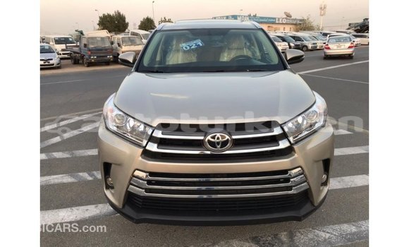 Buy Import Toyota Highlander Other Car in Import - Dubai in Ahal Buy Import Toyota Highlander Other Car in Import - Dubai in Ahal
