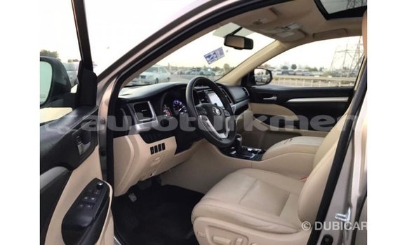 Buy Import Toyota Highlander Other Car in Import - Dubai in Ahal Buy Import Toyota Highlander Other Car in Import - Dubai in Ahal
