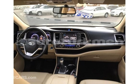 Buy Import Toyota Highlander Other Car in Import - Dubai in Ahal Buy Import Toyota Highlander Other Car in Import - Dubai in Ahal