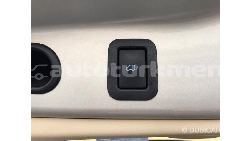Big with watermark toyota highlander ahal import dubai 1491