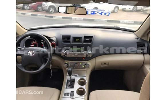 Buy Import Toyota Highlander White Car in Import - Dubai in Ahal Buy Import Toyota Highlander White Car in Import - Dubai in Ahal