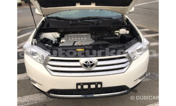 Buy Import Toyota Highlander White Car in Import - Dubai in Ahal Buy Import Toyota Highlander White Car in Import - Dubai in Ahal