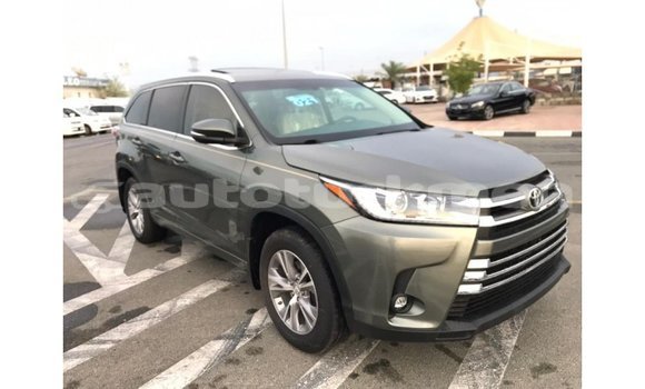 Buy Import Toyota Highlander Other Car in Import - Dubai in Ahal Buy Import Toyota Highlander Other Car in Import - Dubai in Ahal