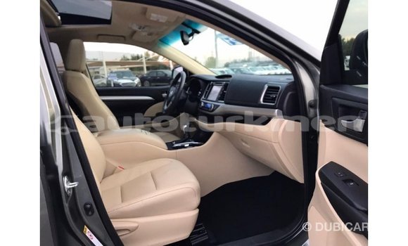 Buy Import Toyota Highlander Other Car in Import - Dubai in Ahal Buy Import Toyota Highlander Other Car in Import - Dubai in Ahal
